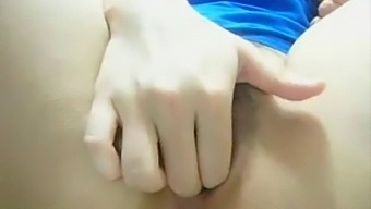 Korean Homemade Video Of A Real Teen'S Cucumber Playtime