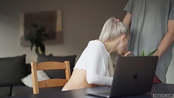 Eva Elfie'S Zoom Sex Session: A Wild Ride With Creampie And Blowjob