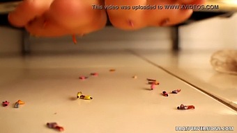 Giantess Fantasy: Getting Dominated And Pleasured